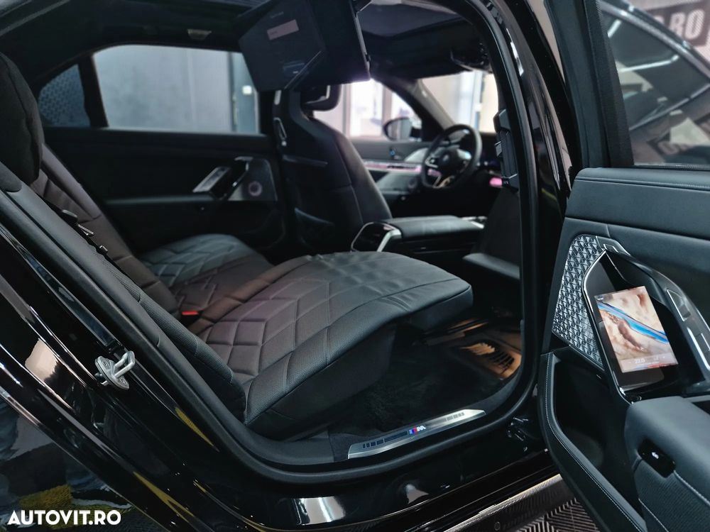 BMW Seria 7 750e xDrive AT PHEV - 22