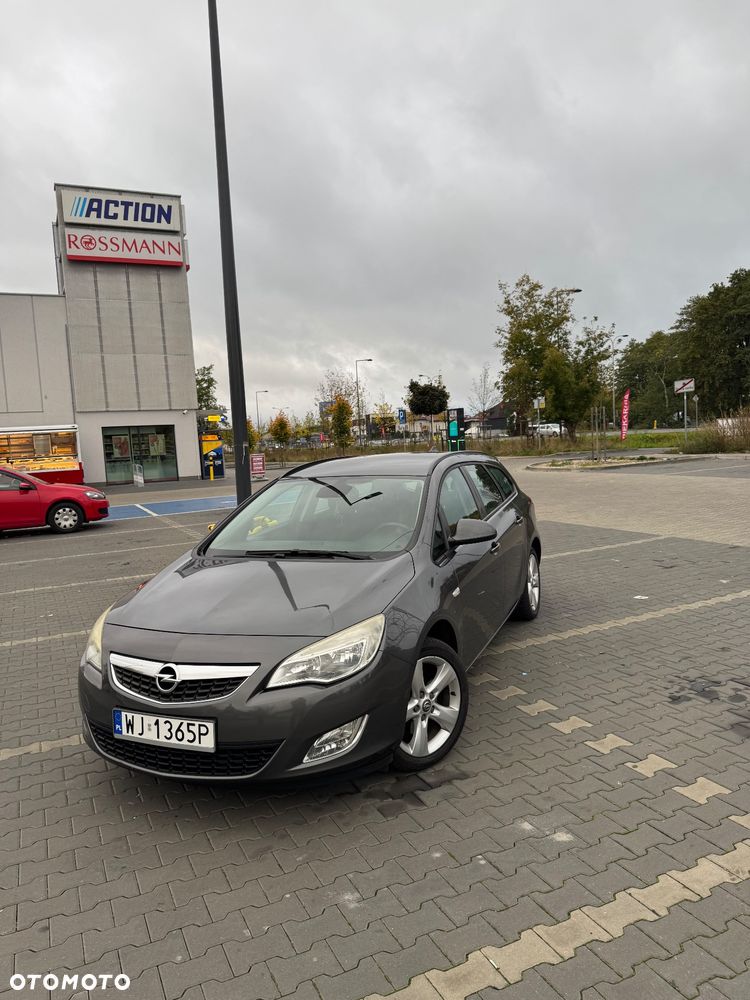 Opel Astra - 2