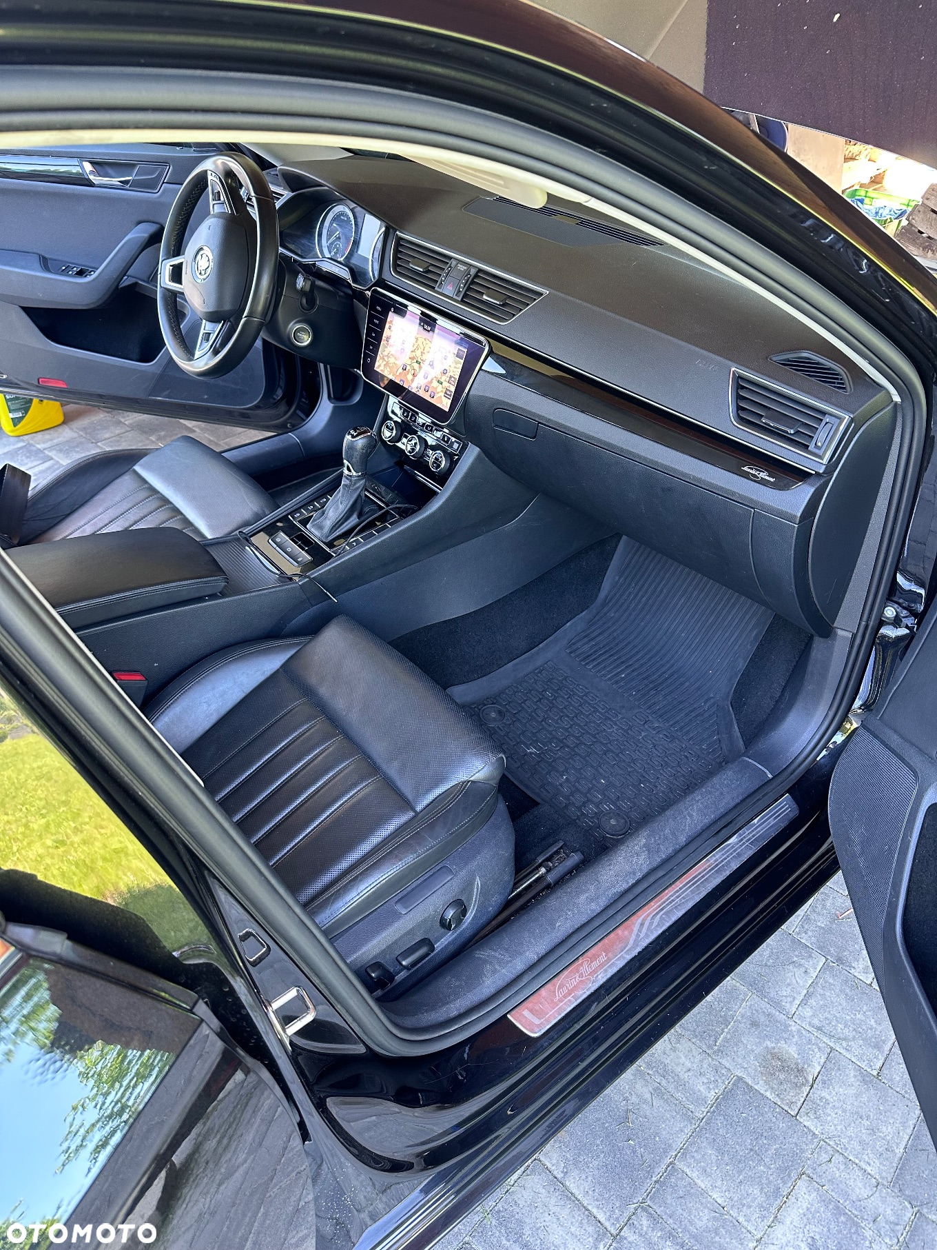 Skoda Superb 2.0 TDI 4x4 L&K DSG - 9
