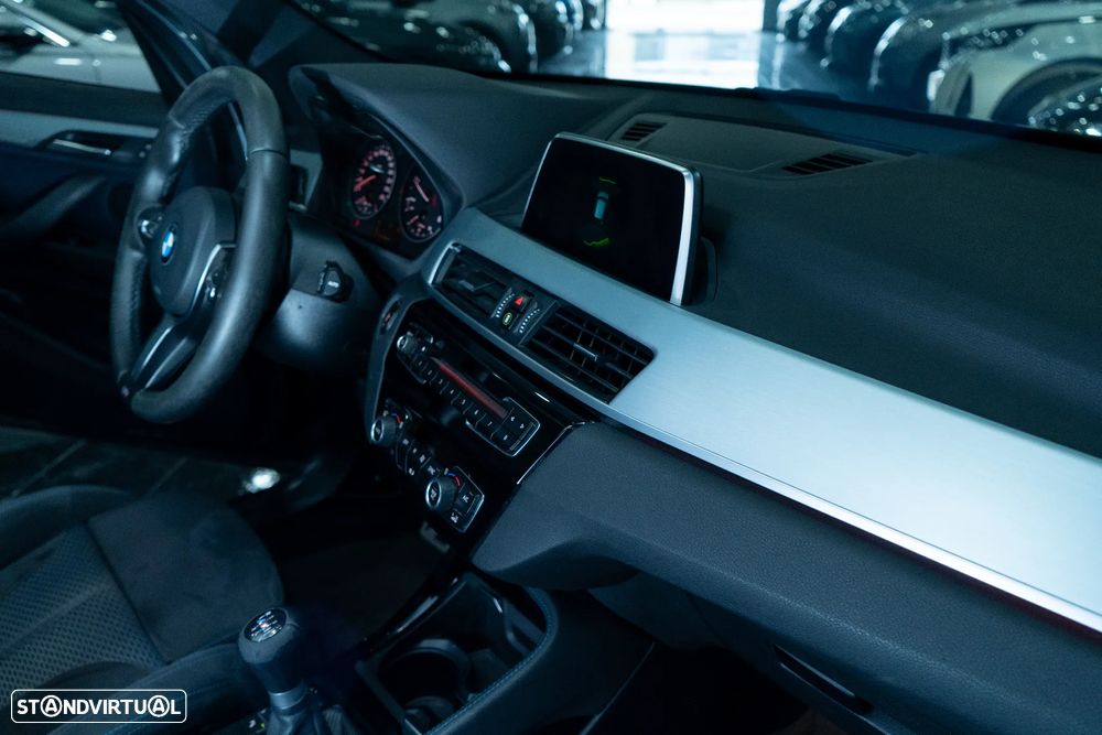 BMW X1 16 d sDrive Pack M - 15