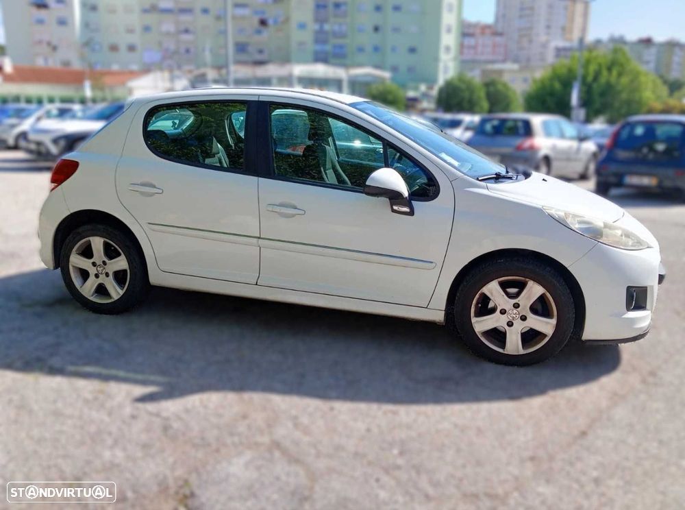 Peugeot 207 1.6 HDi 99g - 2