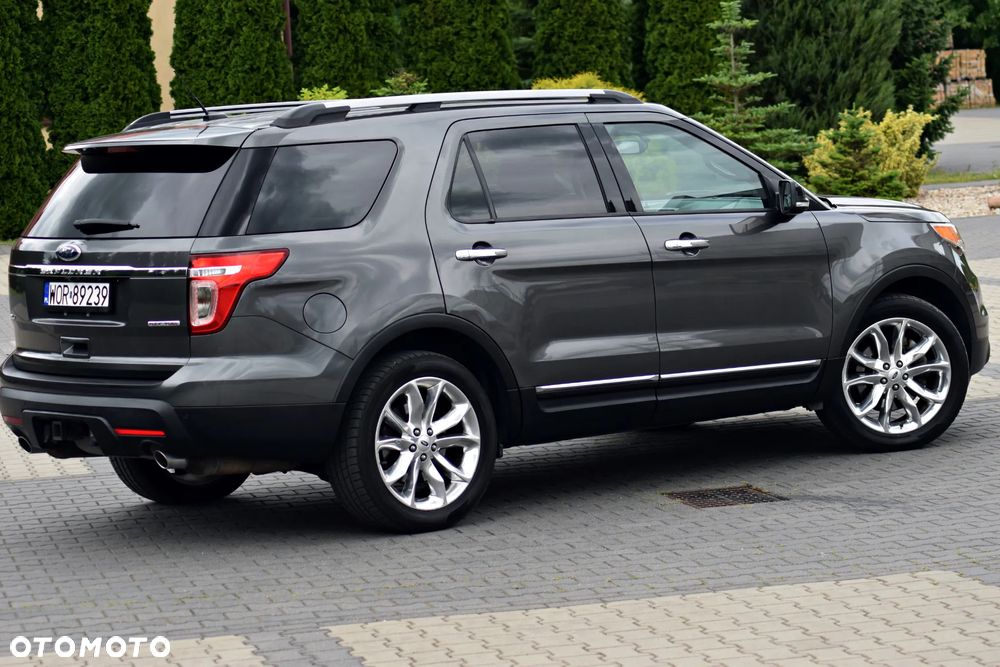 Ford Explorer - 25