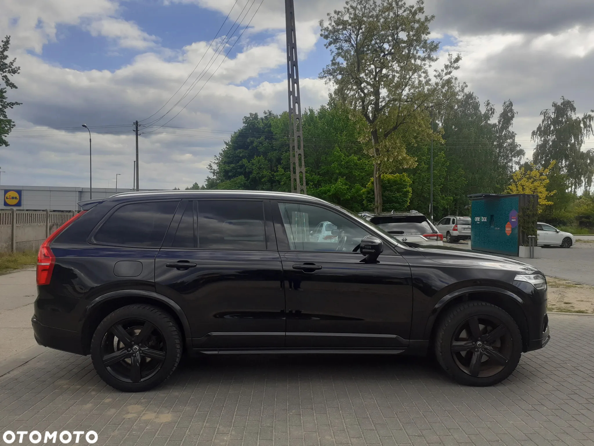 Volvo XC 90 D4 FWD R-Design 7os - 8