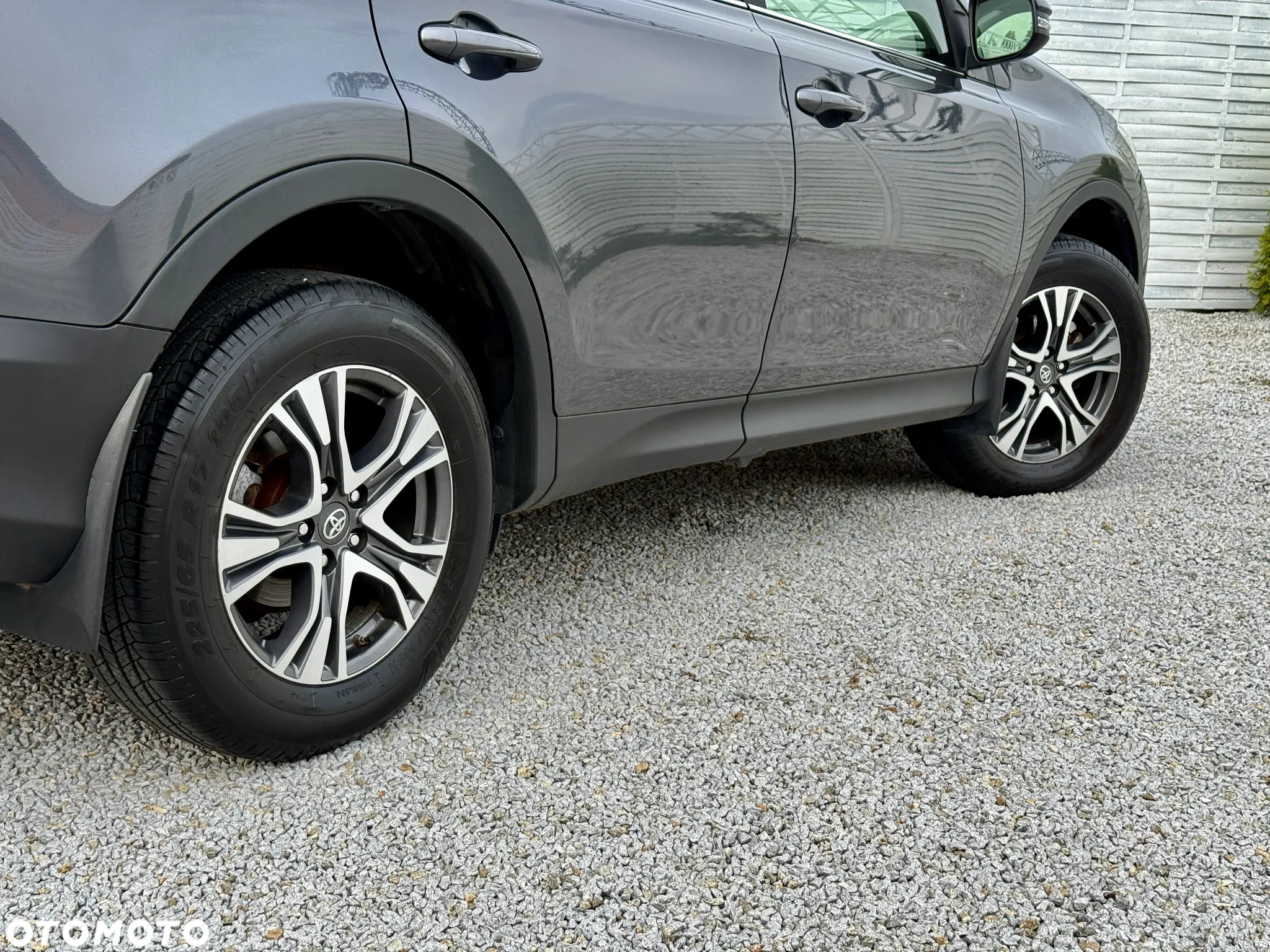 Toyota RAV4 2.0 D-4D 4x4 Executive - 27