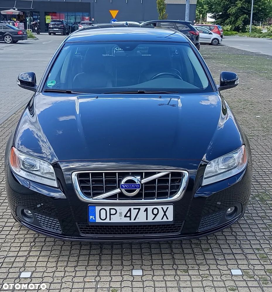 Volvo V70 2.0 Momentum - 8