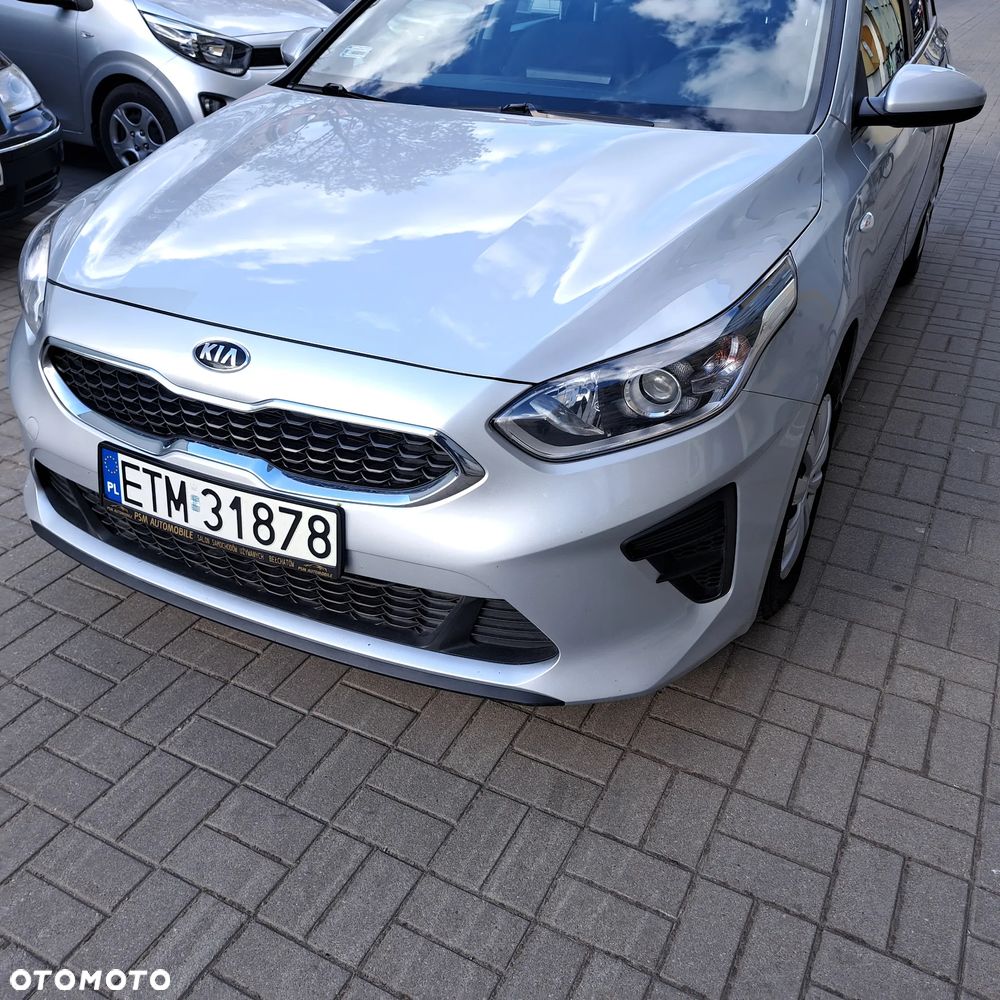 Kia Ceed 1.6 CRDi SCR M - 6