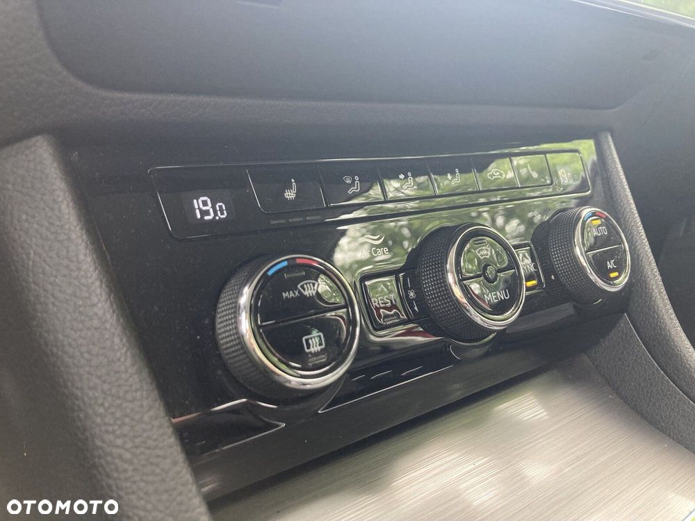 Skoda Superb 2.0 TSI Style DSG - 21
