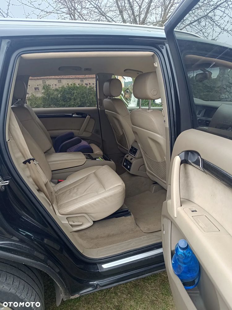 Audi Q7 - 11