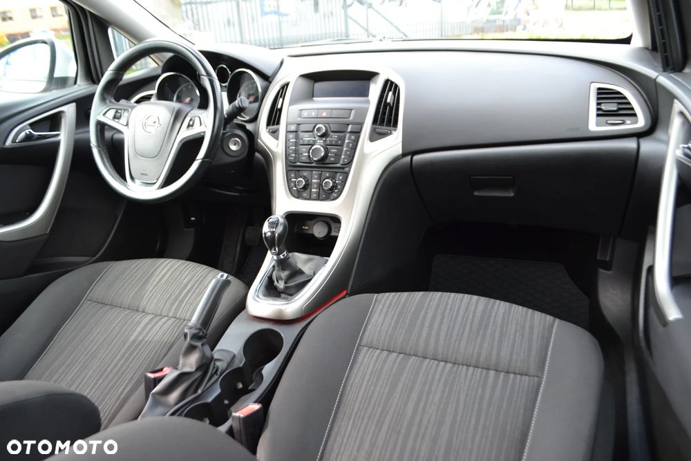 Opel Astra - 16