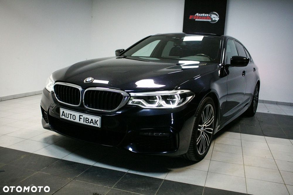 BMW Seria 5 520d M Sport - 4