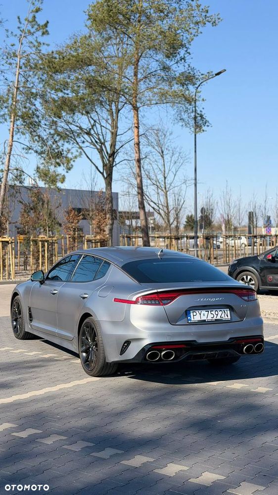 Kia Stinger - 7