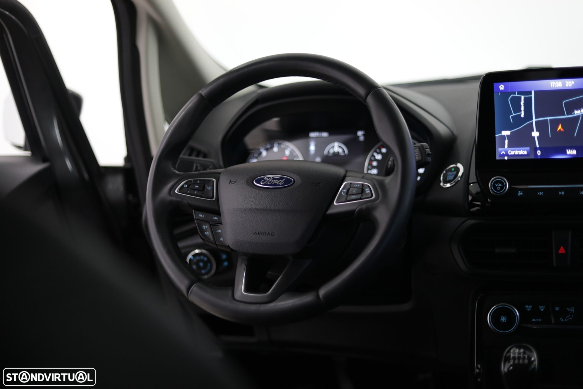 Ford EcoSport 1.0 EcoBoost Titanium Plus - 25