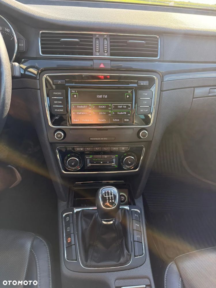 Skoda Superb 2.0 TDI Platinum - 12