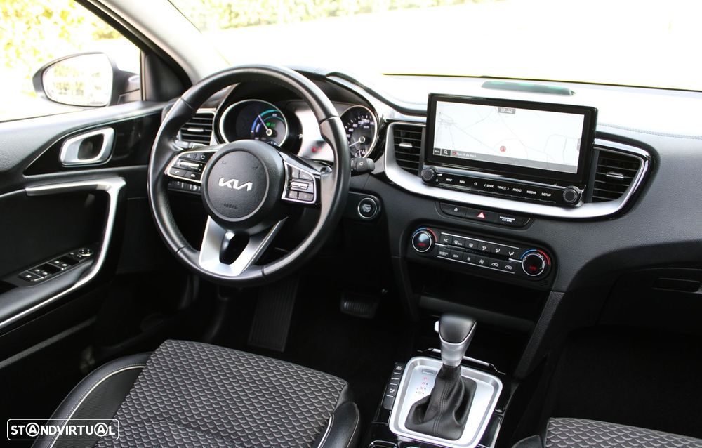 Kia XCeed 1.6 GDi PHEV Drive - 14