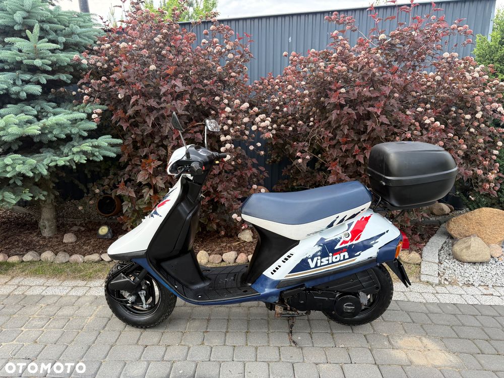 Honda Vision - 2