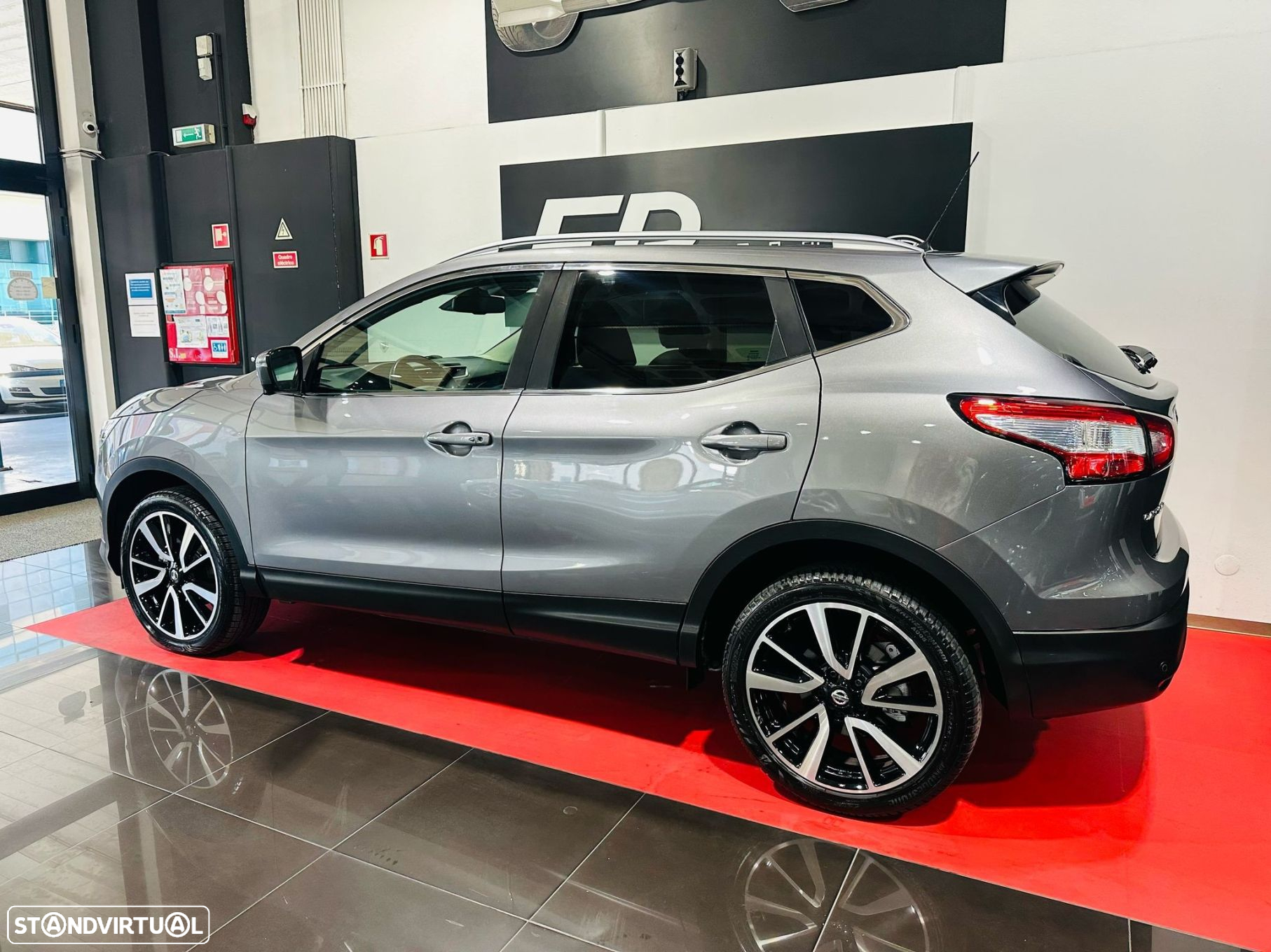 Nissan Qashqai 1.5 dCi Tekna 19 Pele - 12