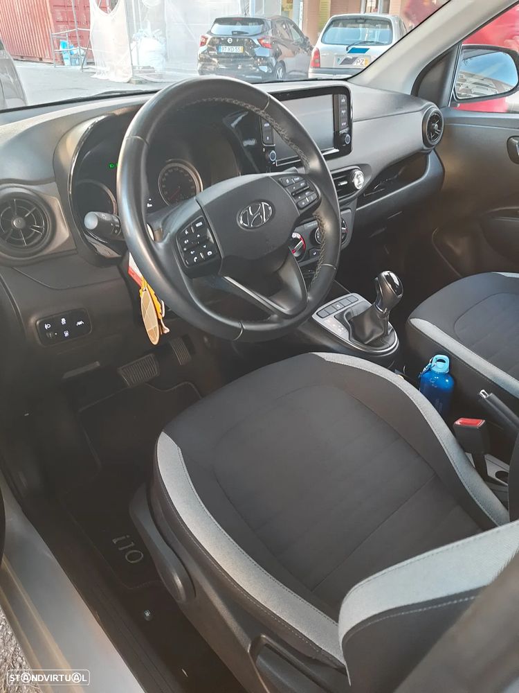 Hyundai i10 1.0 Comfort AMT - 4