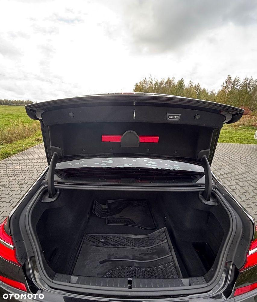 BMW Seria 7 730Ld - 19
