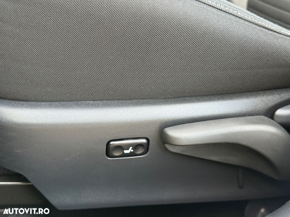 Toyota Auris 1.2 Turbo Design Edition - 11