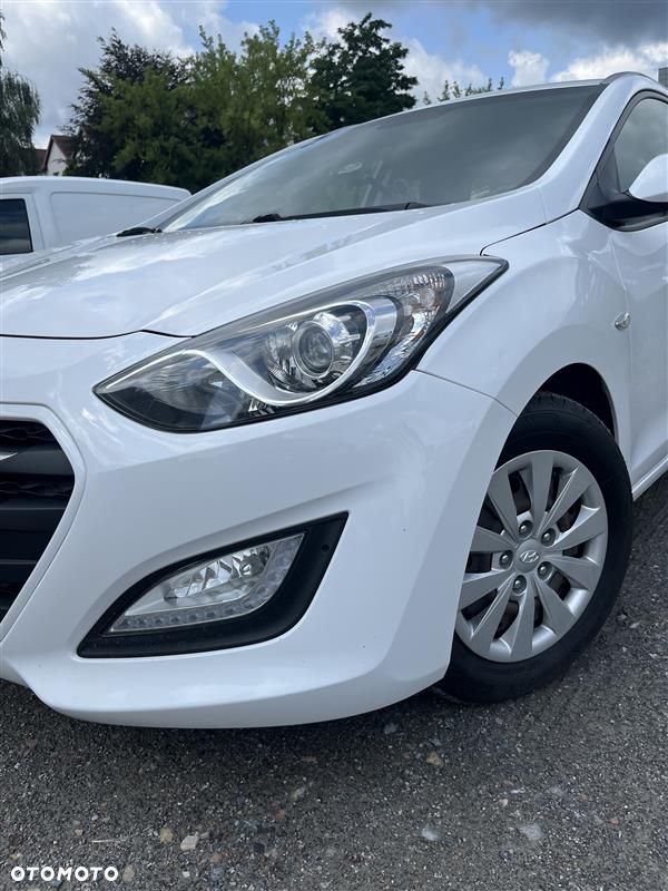 Hyundai i30 1.6 CRDi Classic - 9
