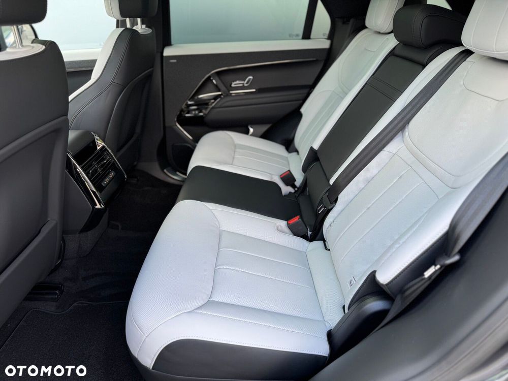 Land Rover Range Rover Sport - 33
