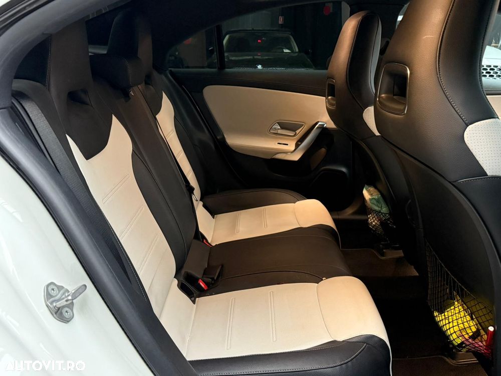 Mercedes-Benz CLA 220 4Matic 7G-DCT AMG Line - 21
