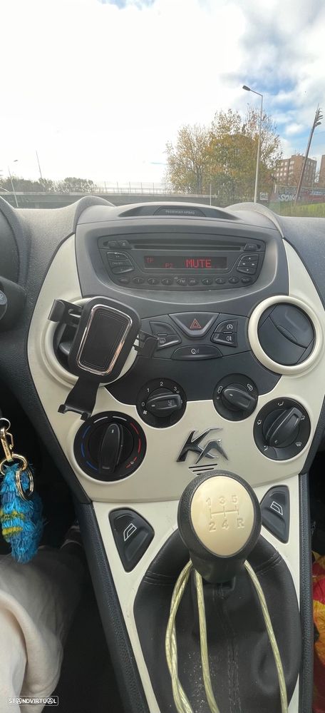 Ford KA 1.2 City - 8