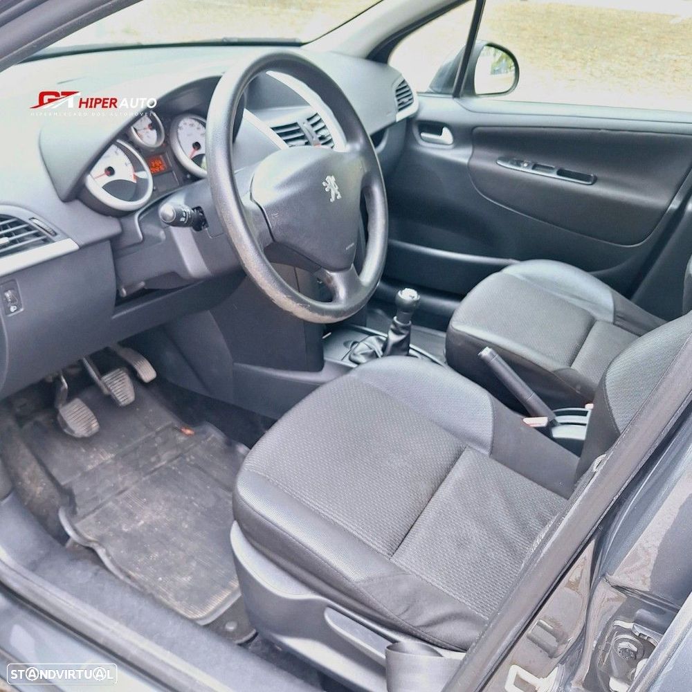 Peugeot 207 SW 1.4 Premium - 7