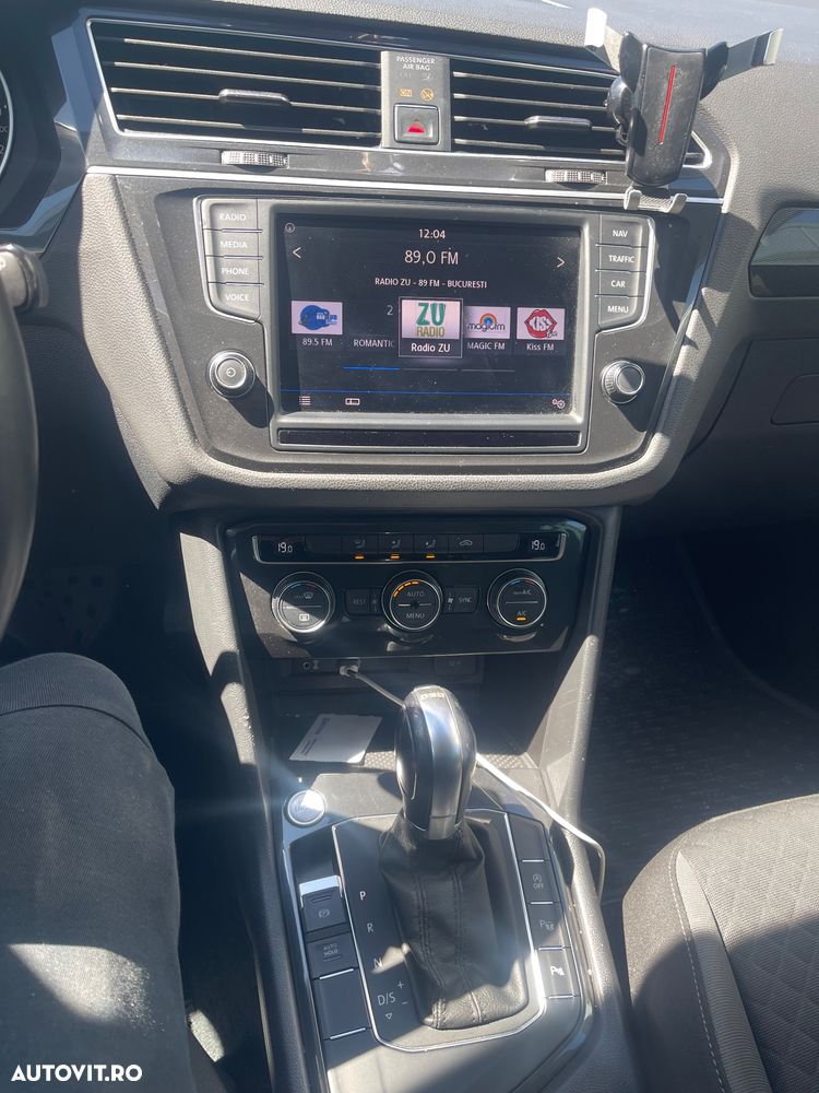 Volkswagen Tiguan - 14