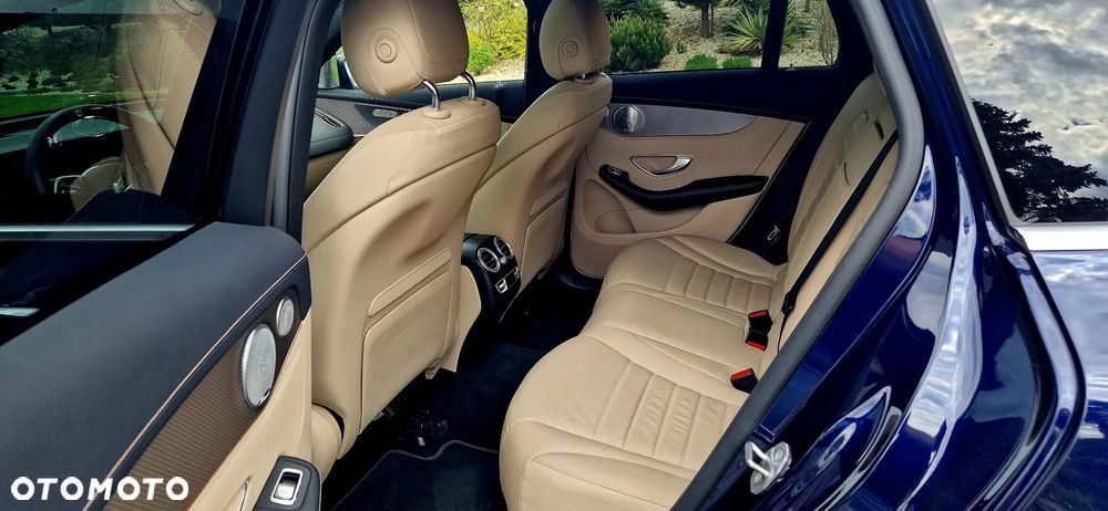 Mercedes-Benz EQC 400 4-Matic - 8