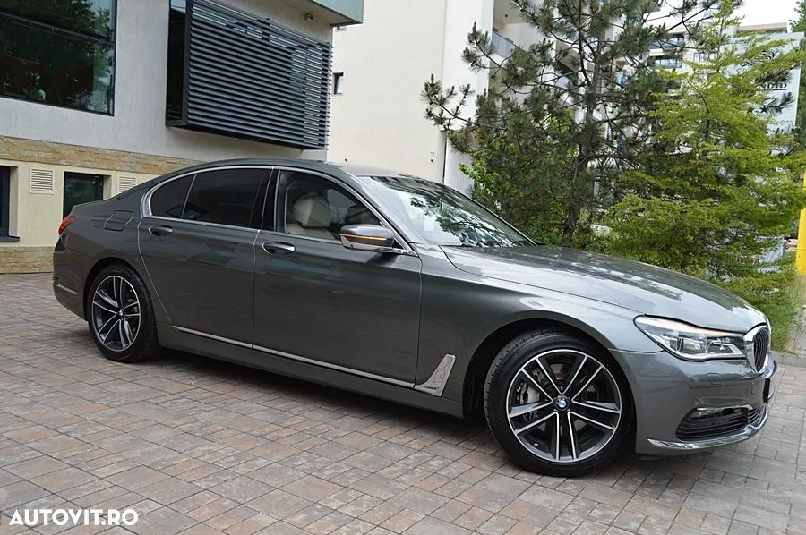 BMW Seria 7 730d xDrive - 21