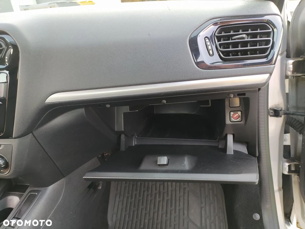 Peugeot 301 1.6 HDi Active - 13