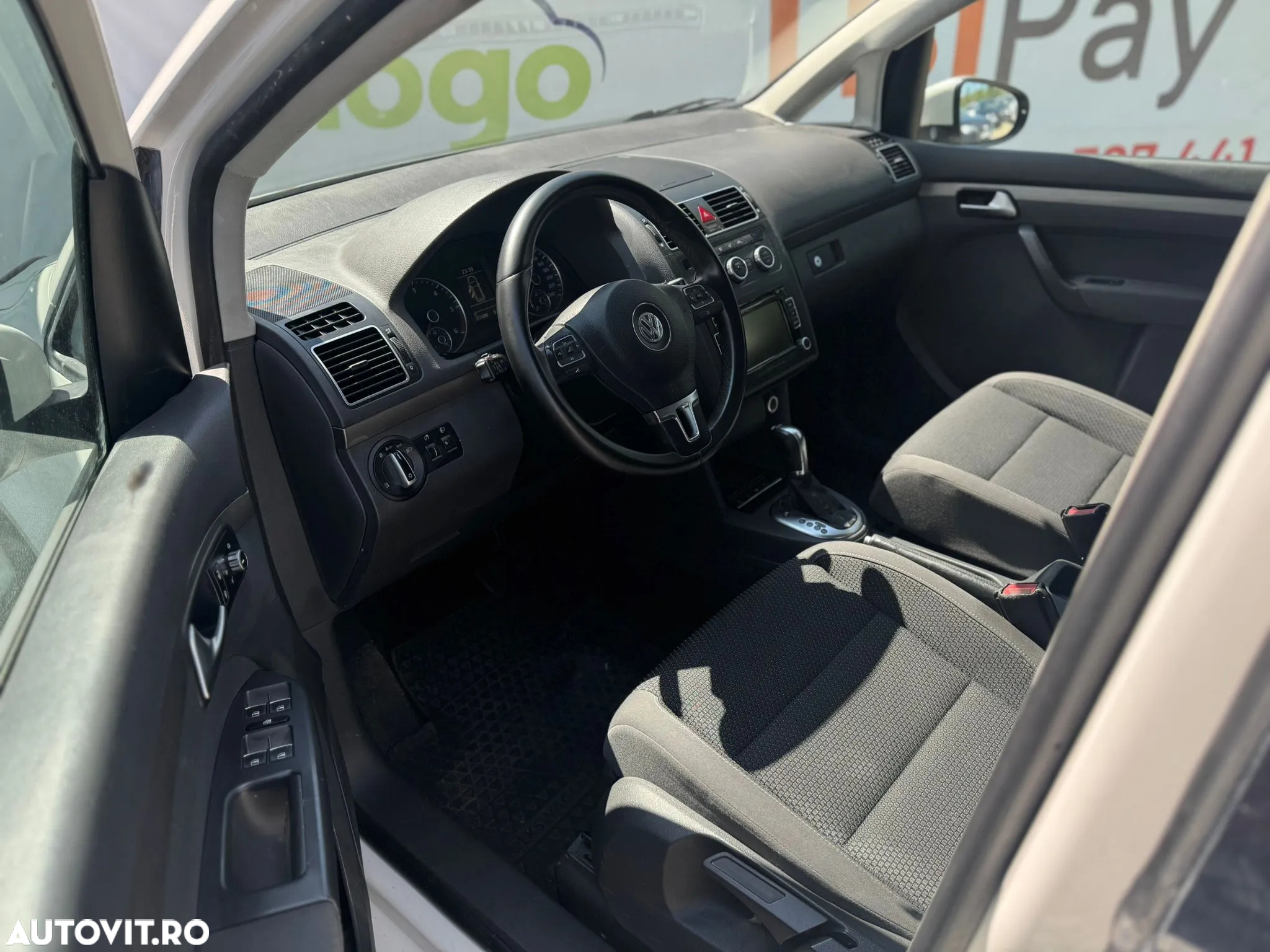 Volkswagen Touran 2.0 TDI DSG Comfortline - 29