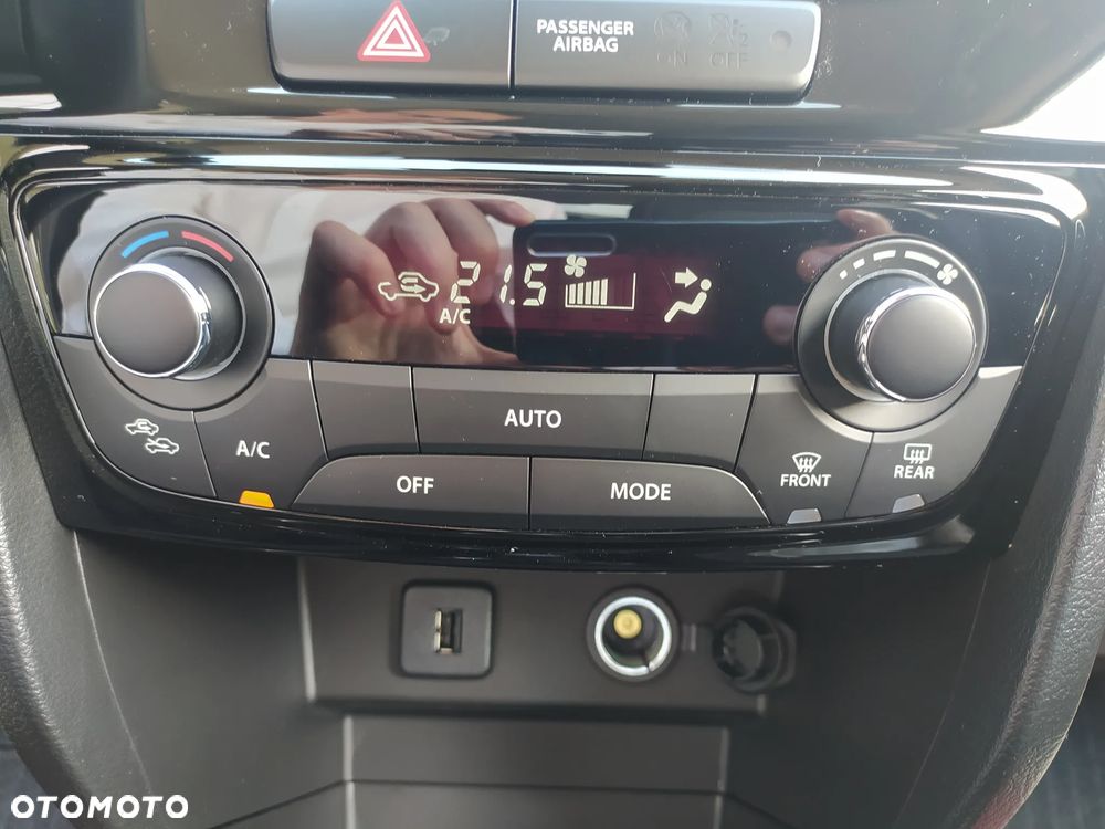 Suzuki Vitara 1.4 Boosterjet mHEV Premium Plus 2WD - 17