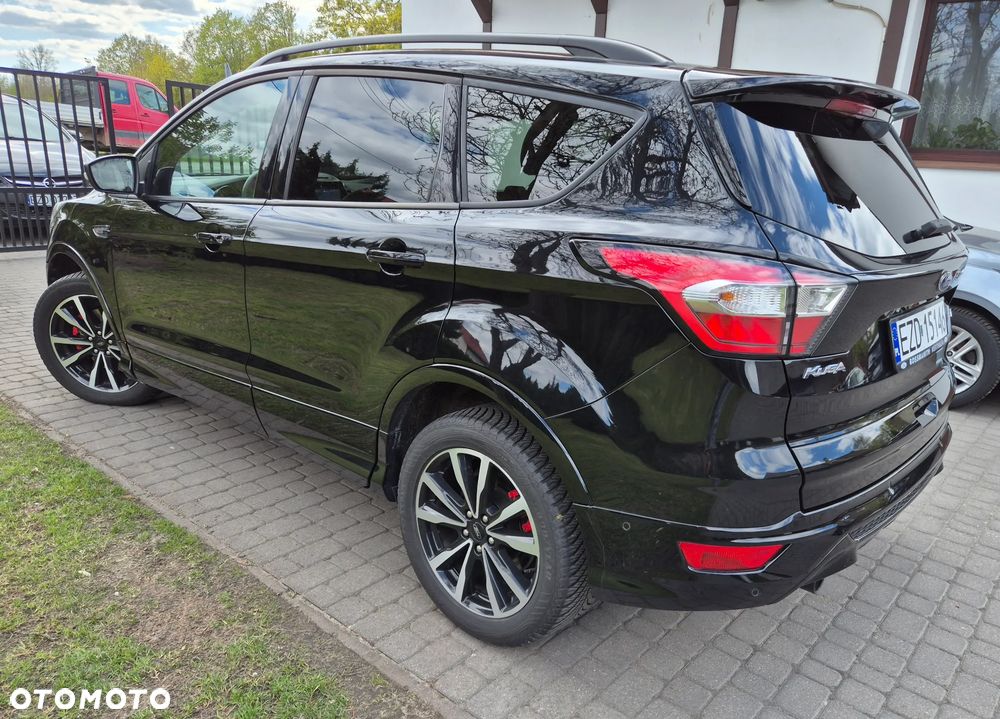 Ford Kuga 2.0 TDCi AWD ST-Line - 4