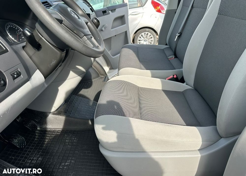 Volkswagen Transporter T5 - 14