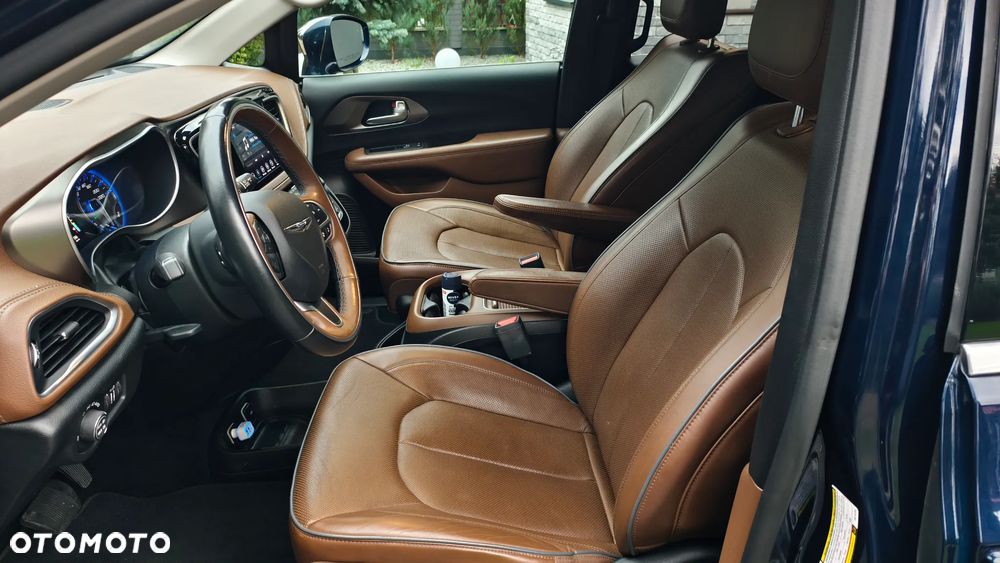 Chrysler Pacifica - 7