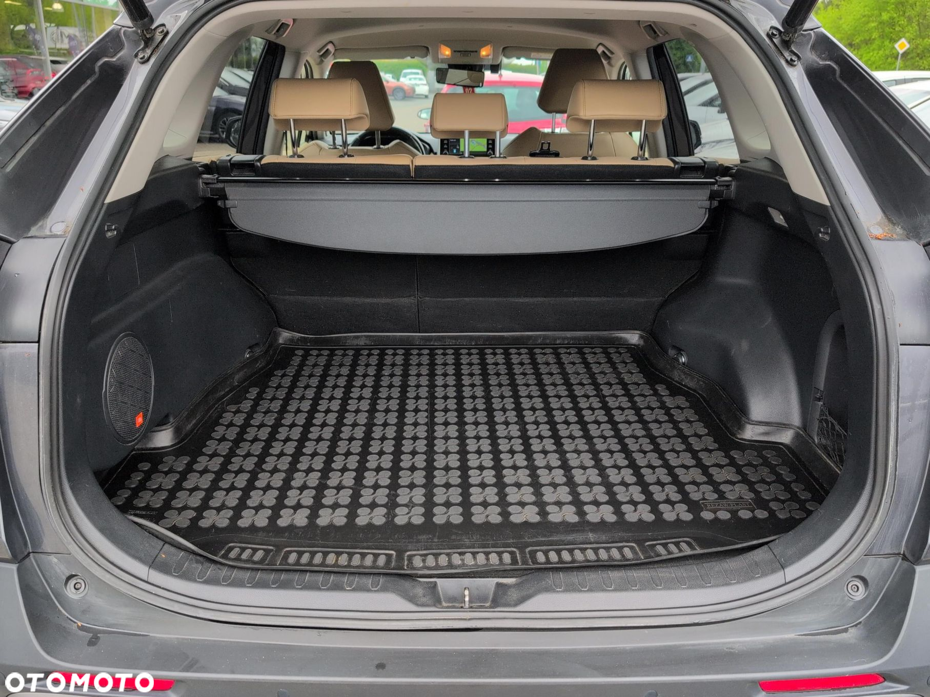 Toyota RAV4 - 13