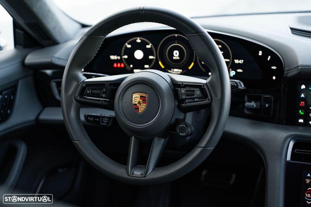 Porsche Taycan Sport Turismo Turbo S - 35