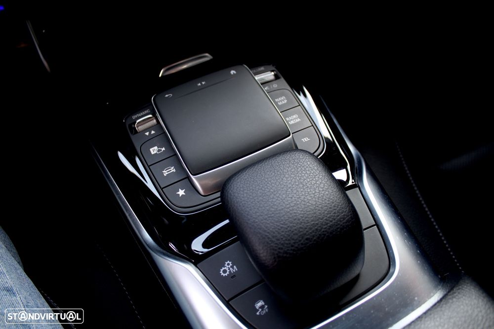 Mercedes-Benz A 35 AMG 4Matic Speedshift DCT 7G - 16