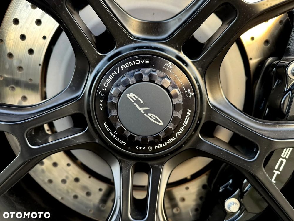 Porsche 911 GT3 - 16