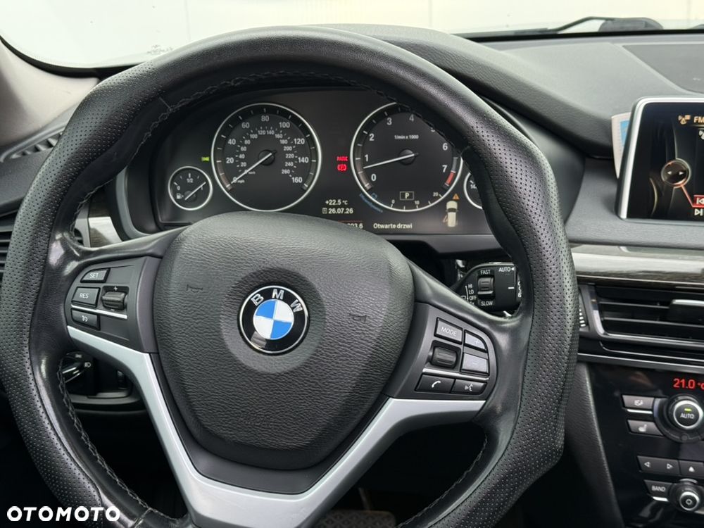 BMW X5 xDrive35i - 36