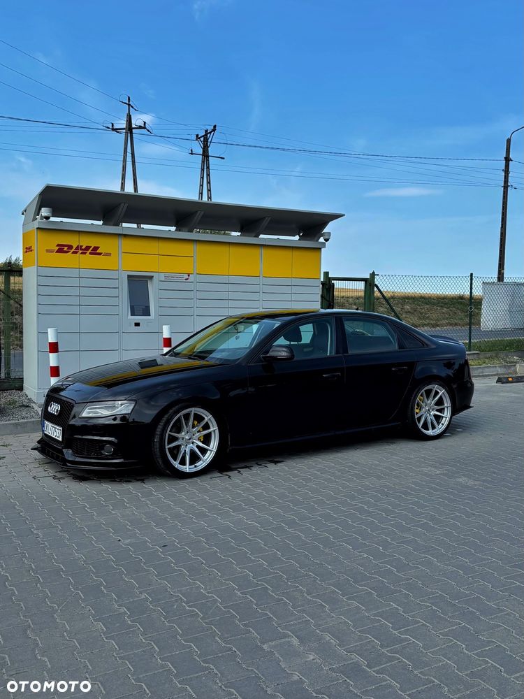 Audi A4 Limousine