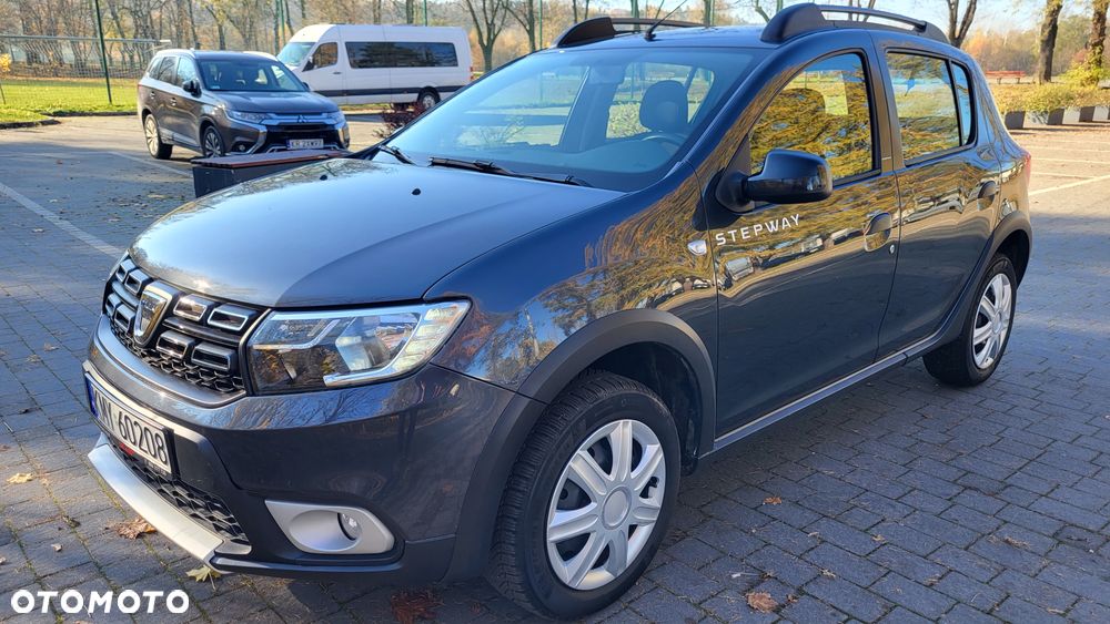 Dacia Sandero Stepway TCe 90 (S&S) Celebration - 1