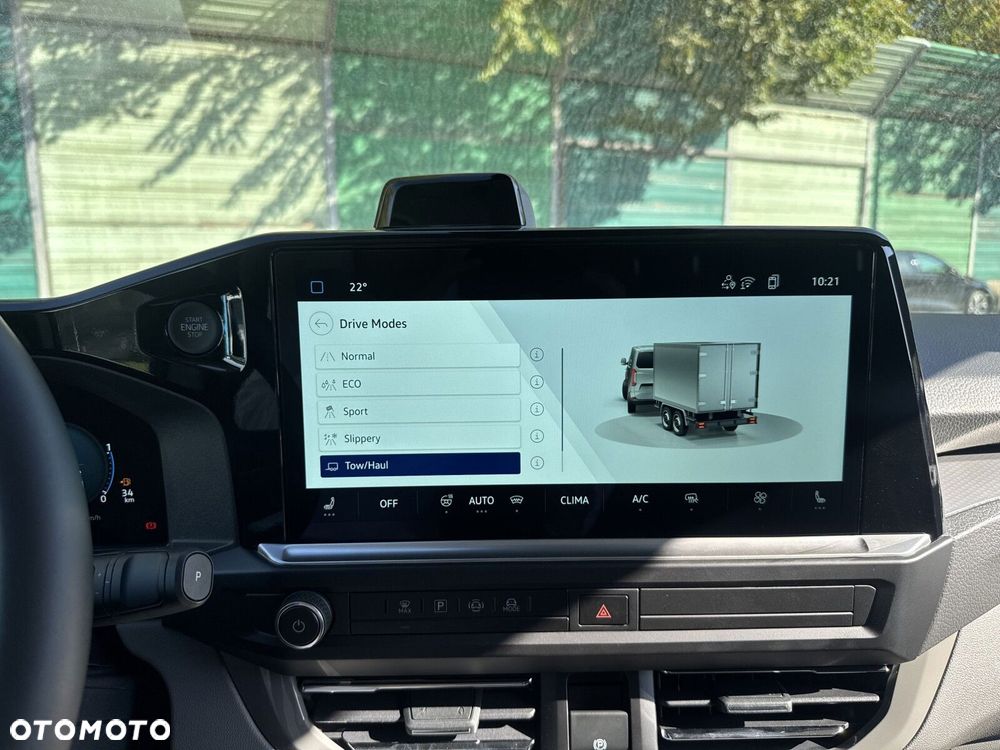 Volkswagen Transporter Furgon 2.0 TDI 150 KM 8-automat - 26