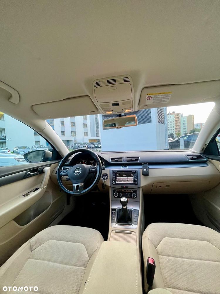 Volkswagen Passat Variant 2.0 TDI BlueMotion Technology Highline - 11