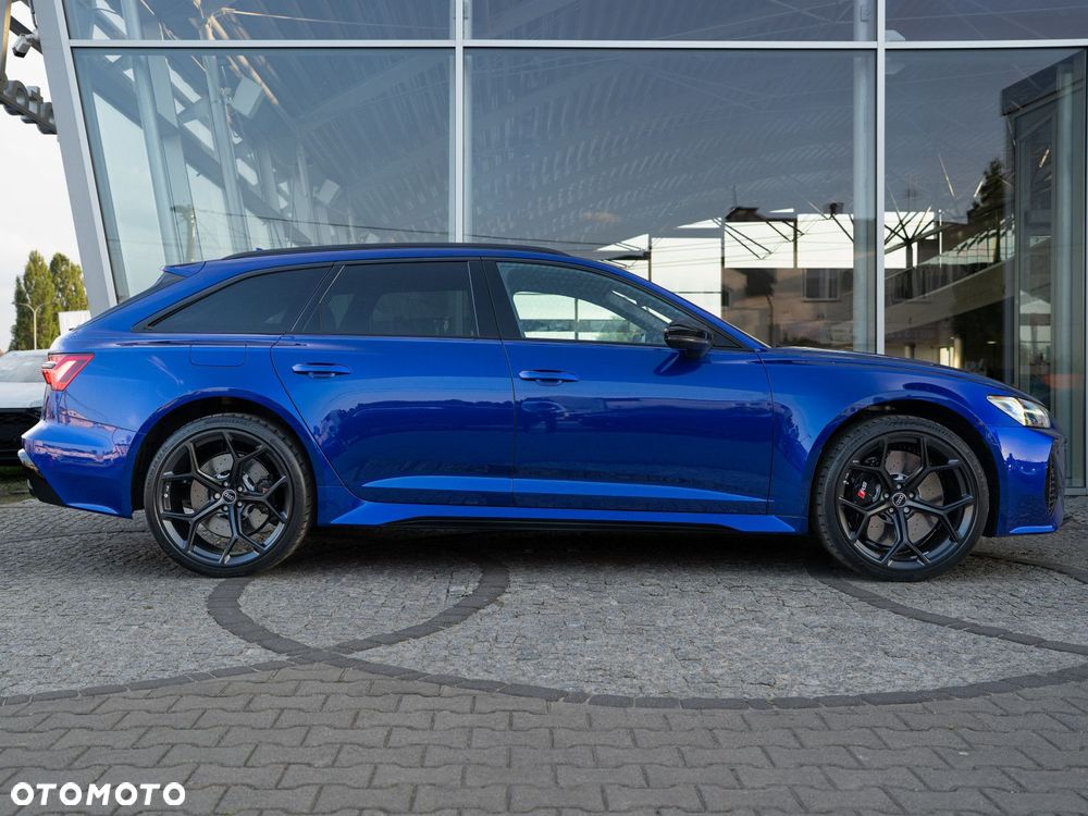 Audi RS6 Avant - 6