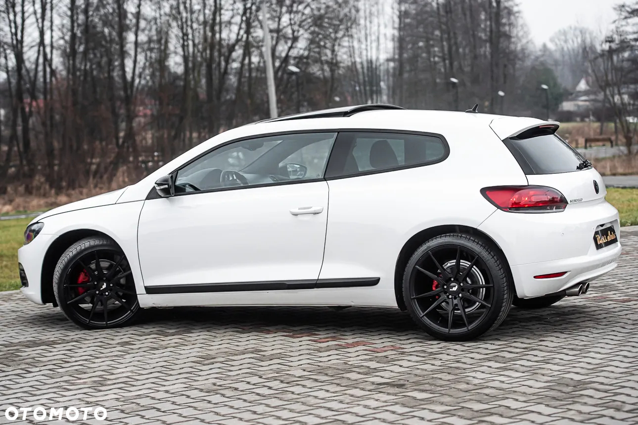 Volkswagen Scirocco 1.4 TSI R-Style DSG - 10