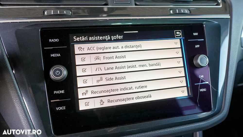 Volkswagen Tiguan Allspace 2.0 TDI SCR DSG Life - 14