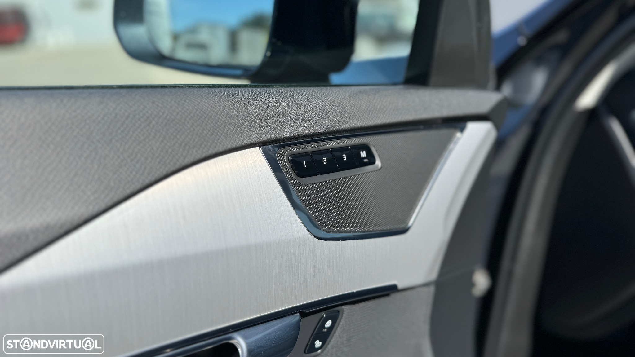 Volvo XC 90 2.0 T8 PHEV Inscription AWD - 26